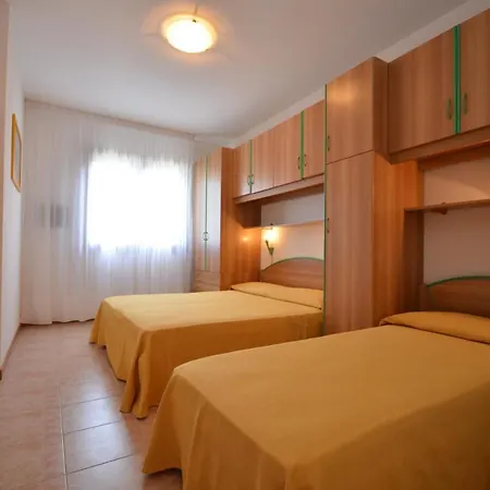 Semesterbostad Villaggio Clio *